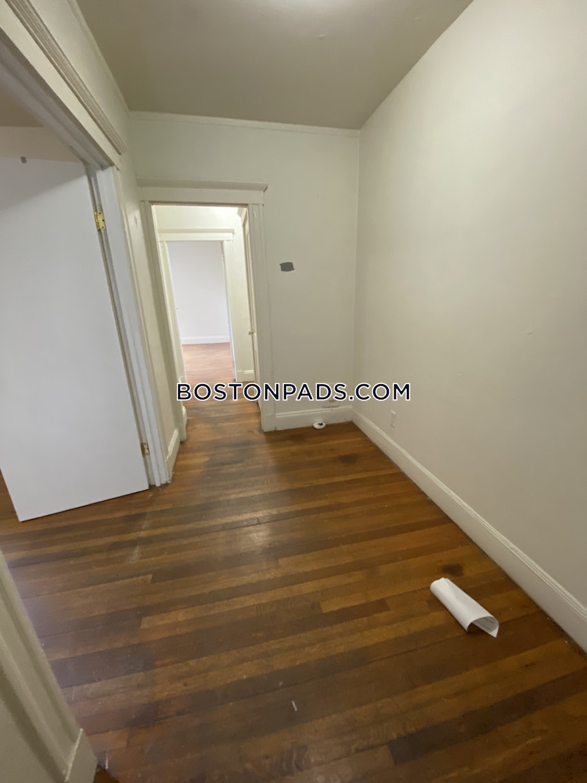 BOSTON - ALLSTON/BRIGHTON BORDER - 2 Beds, 1 Bath - Image 8