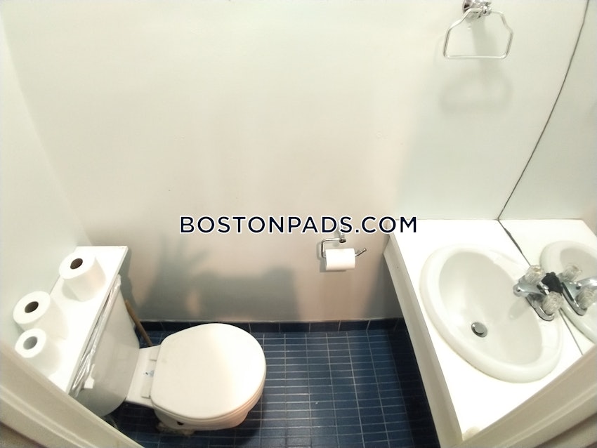 BOSTON - BACK BAY - 2 Beds, 1.5 Baths - Image 30