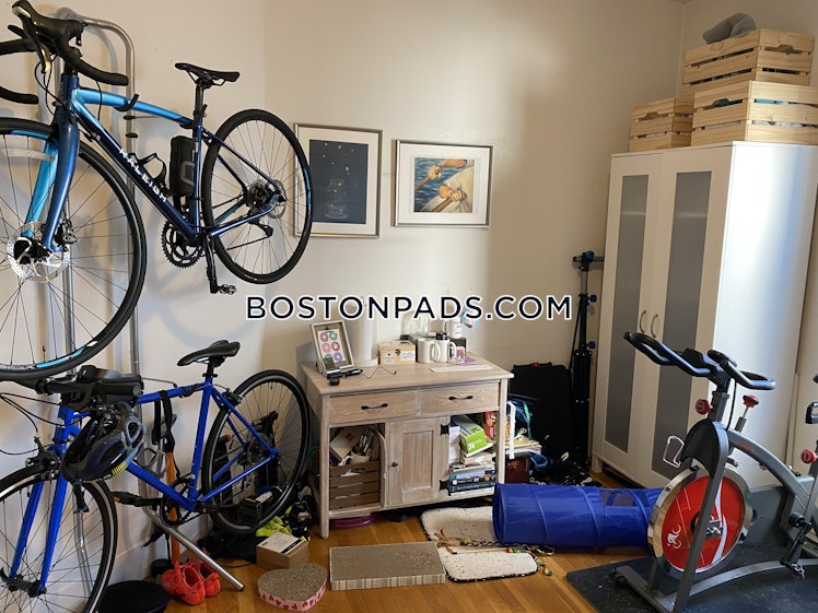 Raymond Ave., Somerville