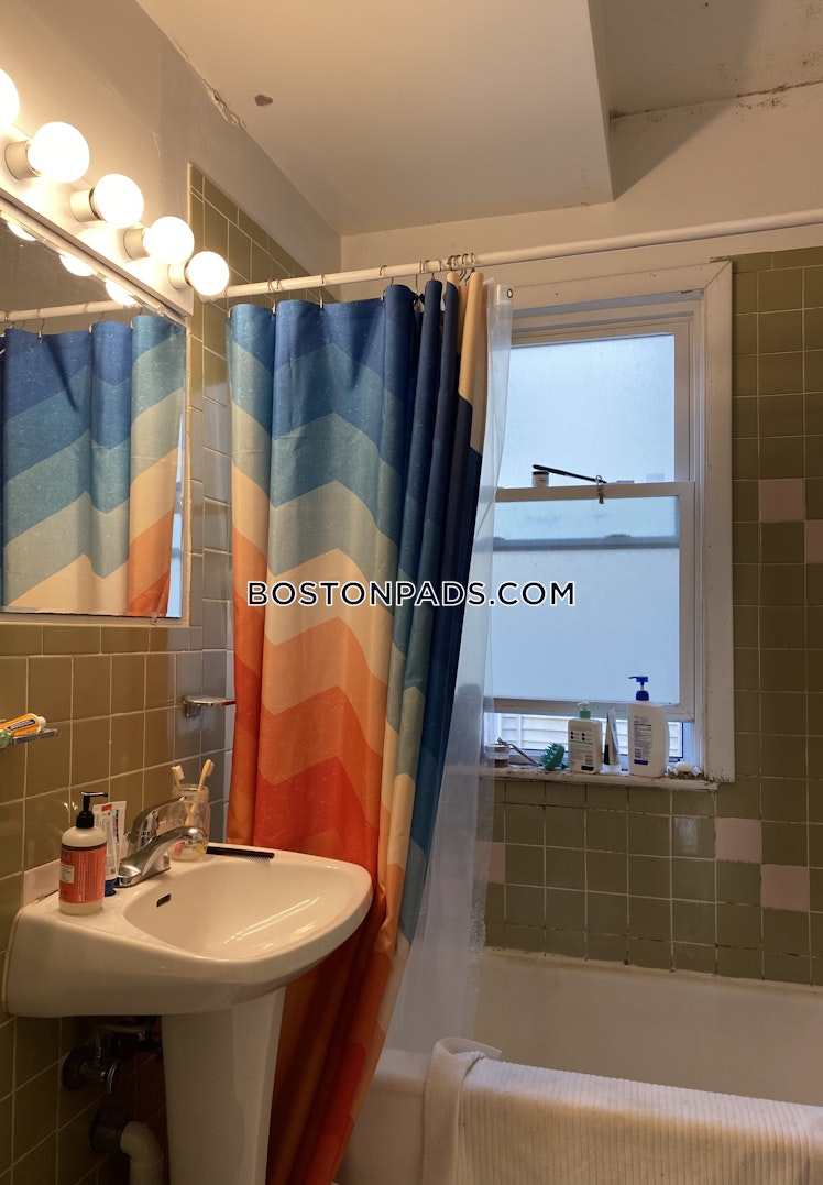 Raymond Ave., Somerville