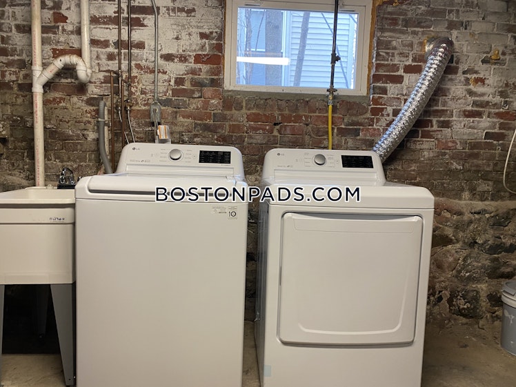 Raymond Ave., Somerville