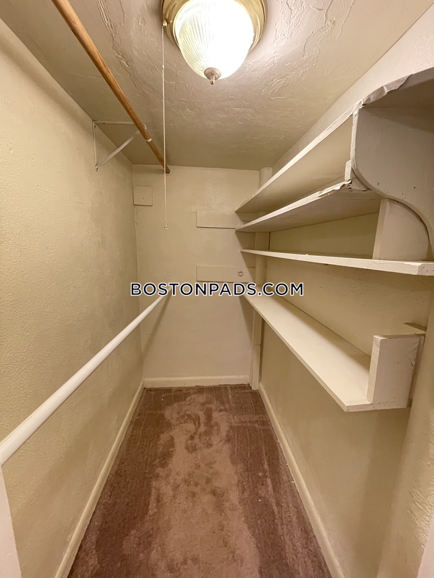 BOSTON - ALLSTON - 2 Beds, 1 Bath - Image 9