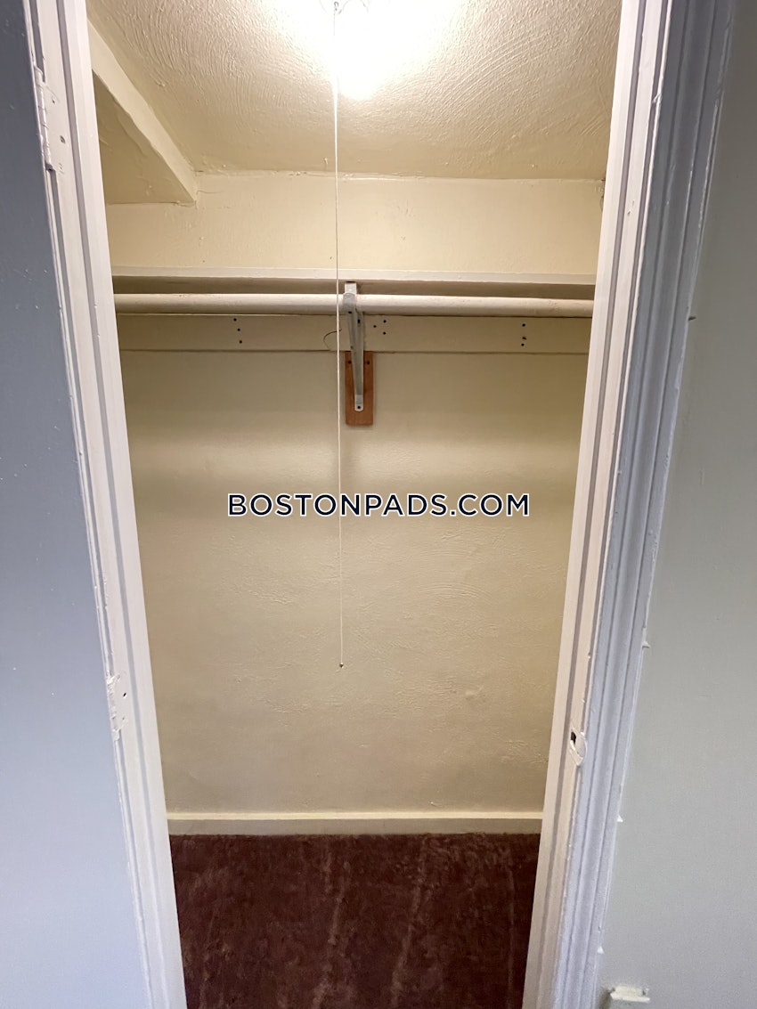 BOSTON - ALLSTON - 2 Beds, 1 Bath - Image 5