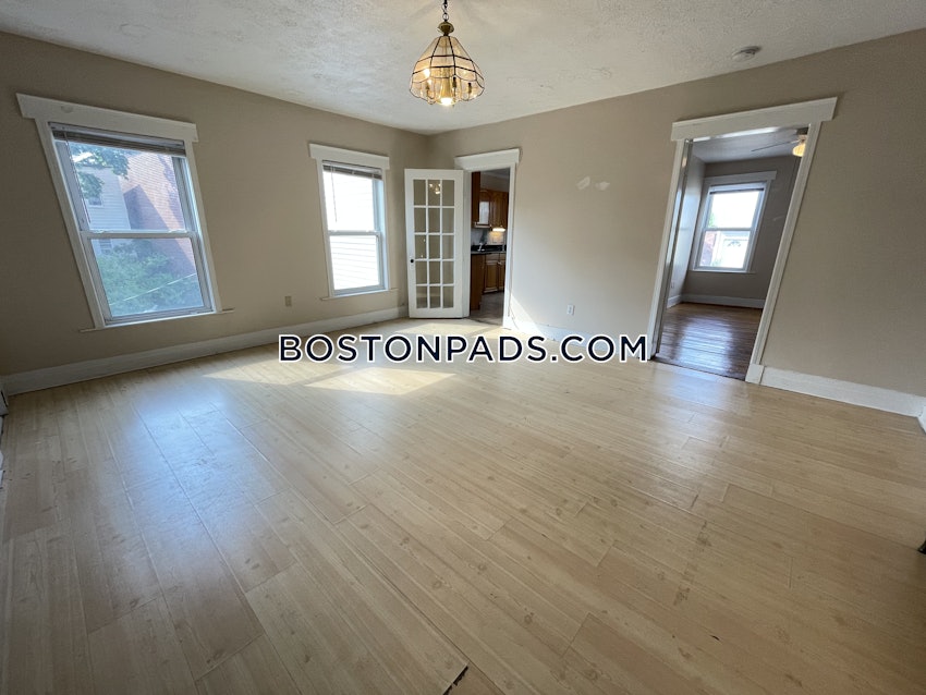 BOSTON - CHARLESTOWN - 3 Beds, 1 Bath - Image 12