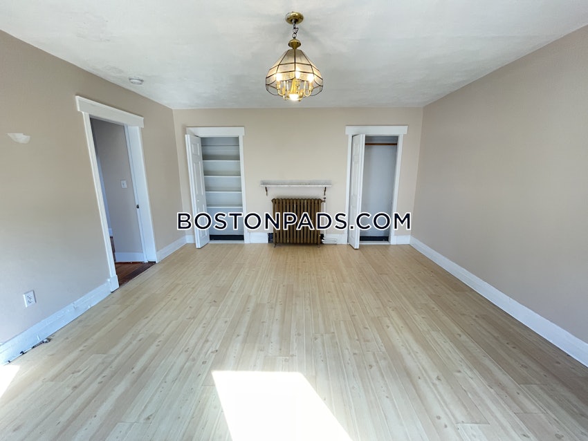 BOSTON - CHARLESTOWN - 3 Beds, 1 Bath - Image 4