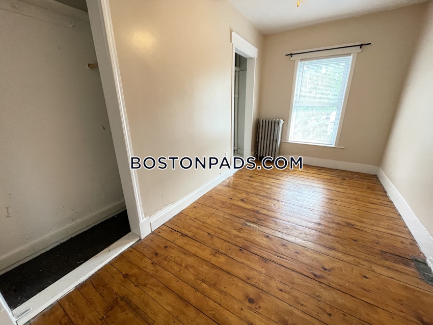 BOSTON - CHARLESTOWN - 3 Beds, 1 Bath - Image 6