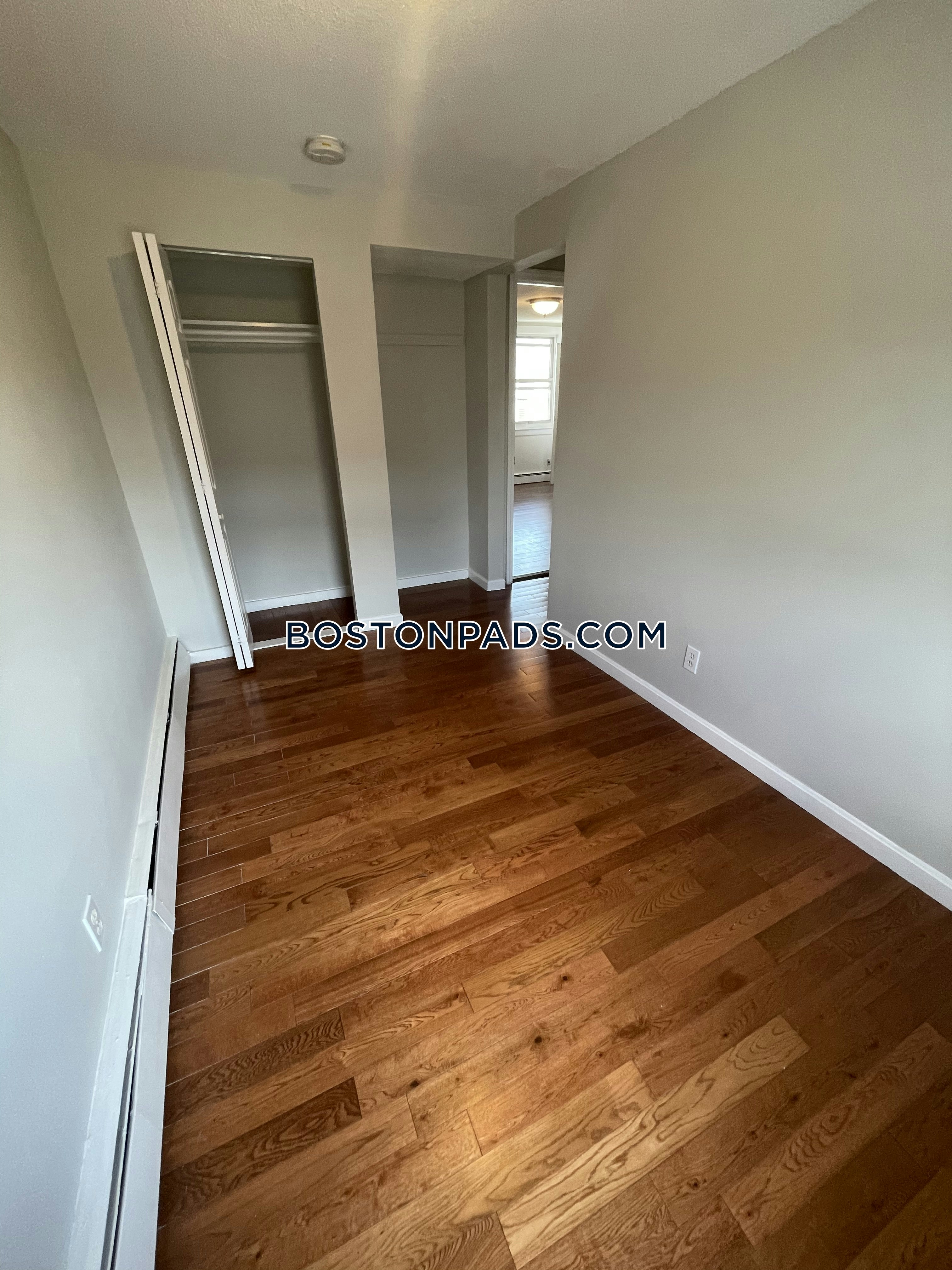 Boston - $2,925