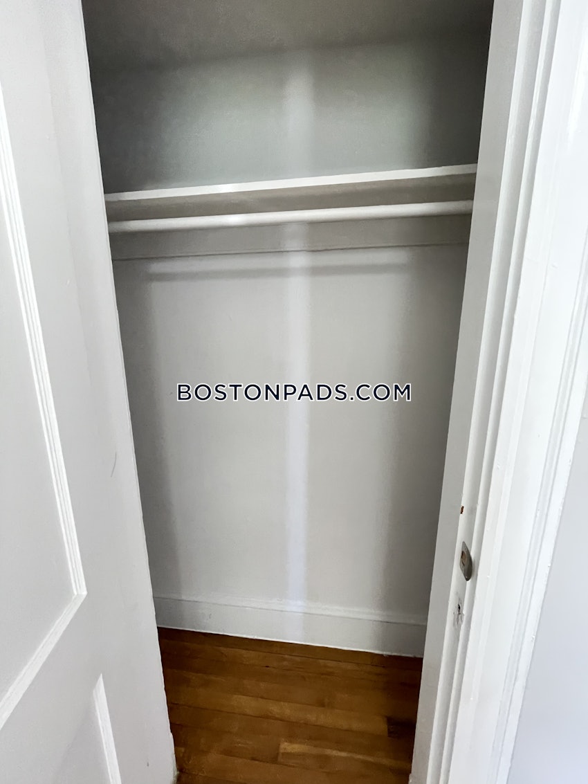 BOSTON - ROSLINDALE - 2 Beds, 1 Bath - Image 3