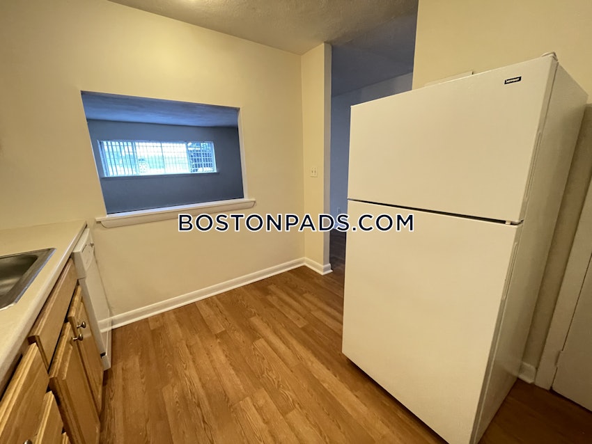 BOSTON - ALLSTON - 1 Bed, 1 Bath - Image 8