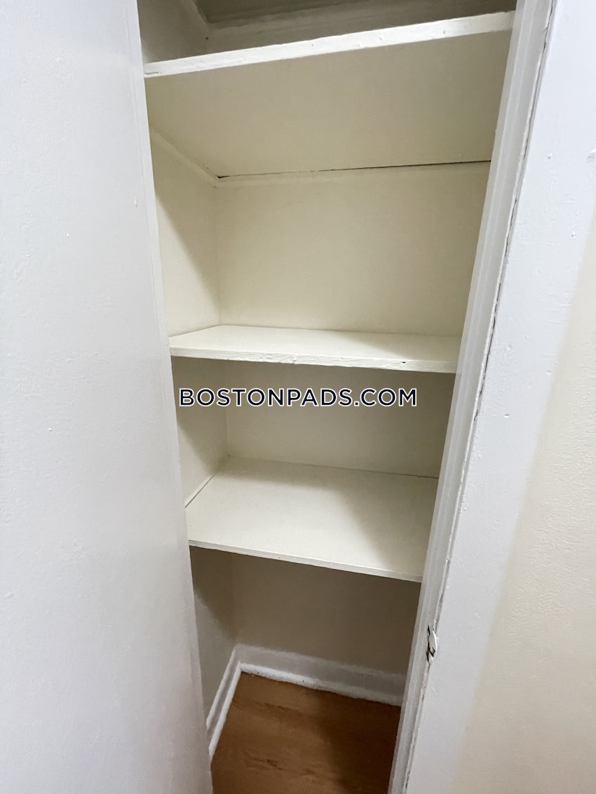 BOSTON - ALLSTON - 1 Bed, 1 Bath - Image 4