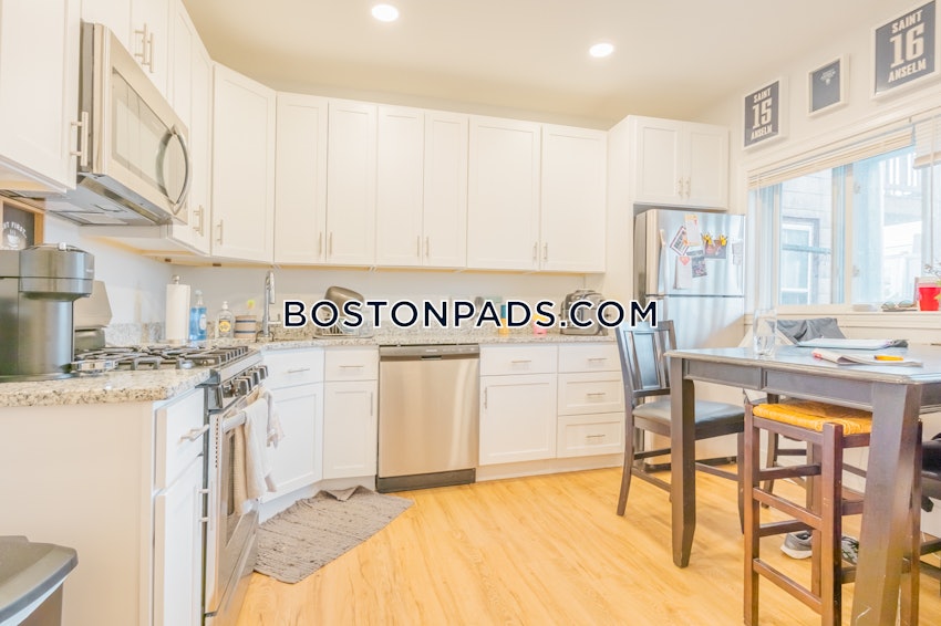 BOSTON - EAST BOSTON - BREMEN ST. PARK/AIRPORT STATION - 4 Beds, 2 Baths - Image 1