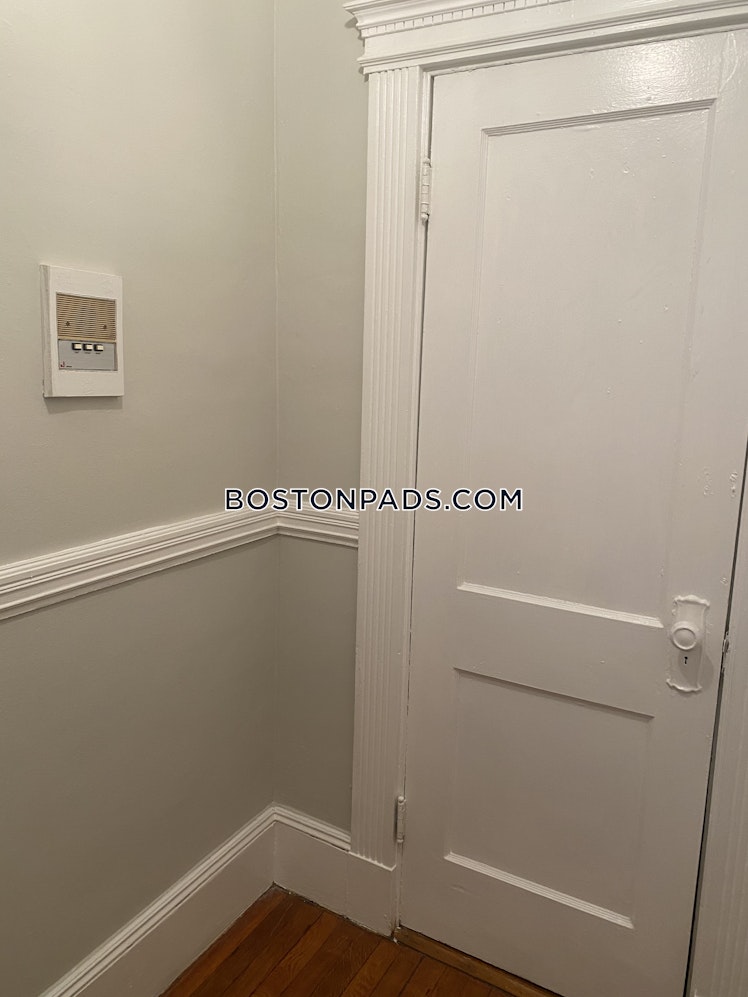 Hemenway St., Boston