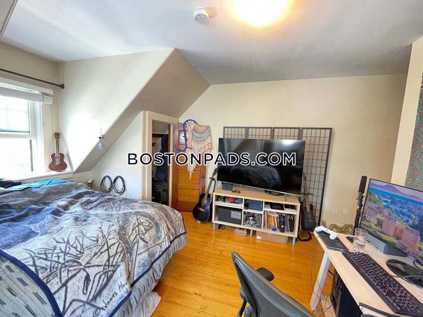 BOSTON - BRIGHTON - CLEVELAND CIRCLE - 1 Bed, 1 Bath - Image 5