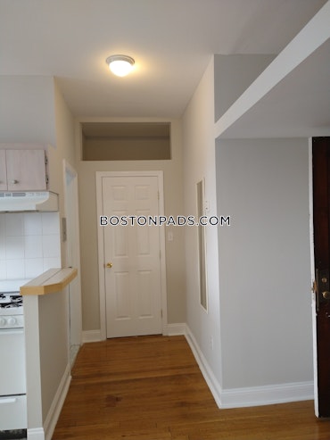 Boston - 0 Beds, 1 Baths