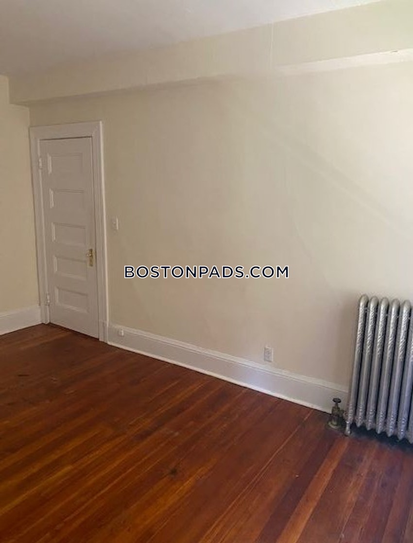 CAMBRIDGE - CENTRAL SQUARE/CAMBRIDGEPORT - 2 Beds, 1 Bath - Image 3