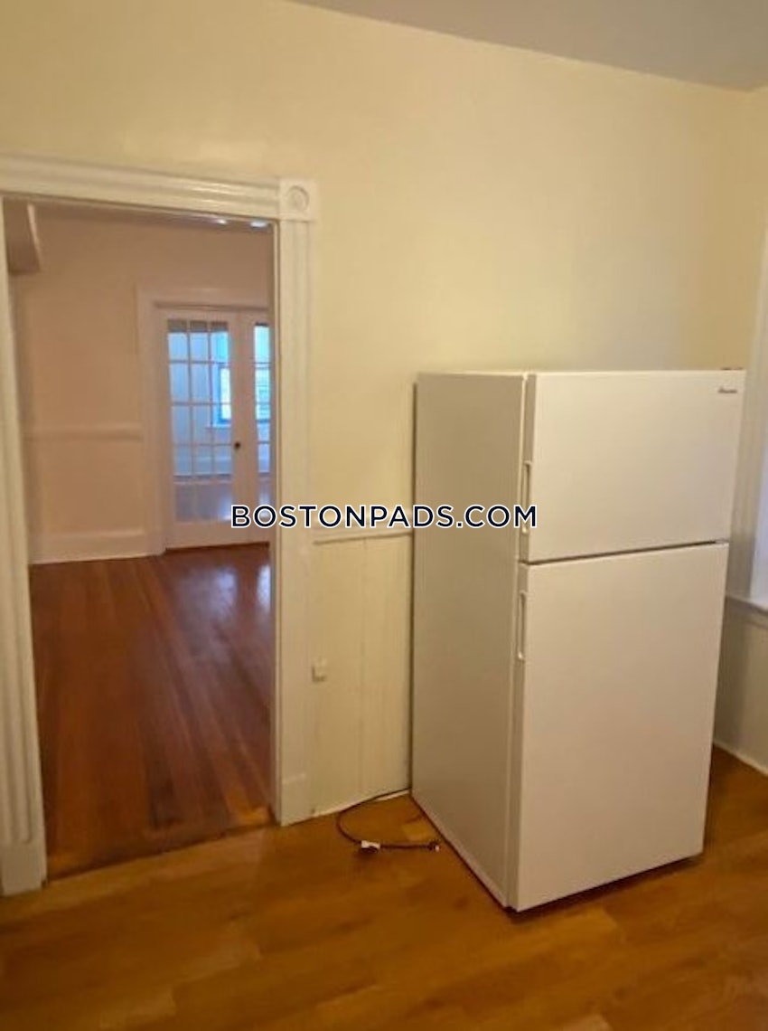 CAMBRIDGE - CENTRAL SQUARE/CAMBRIDGEPORT - 2 Beds, 1 Bath - Image 8