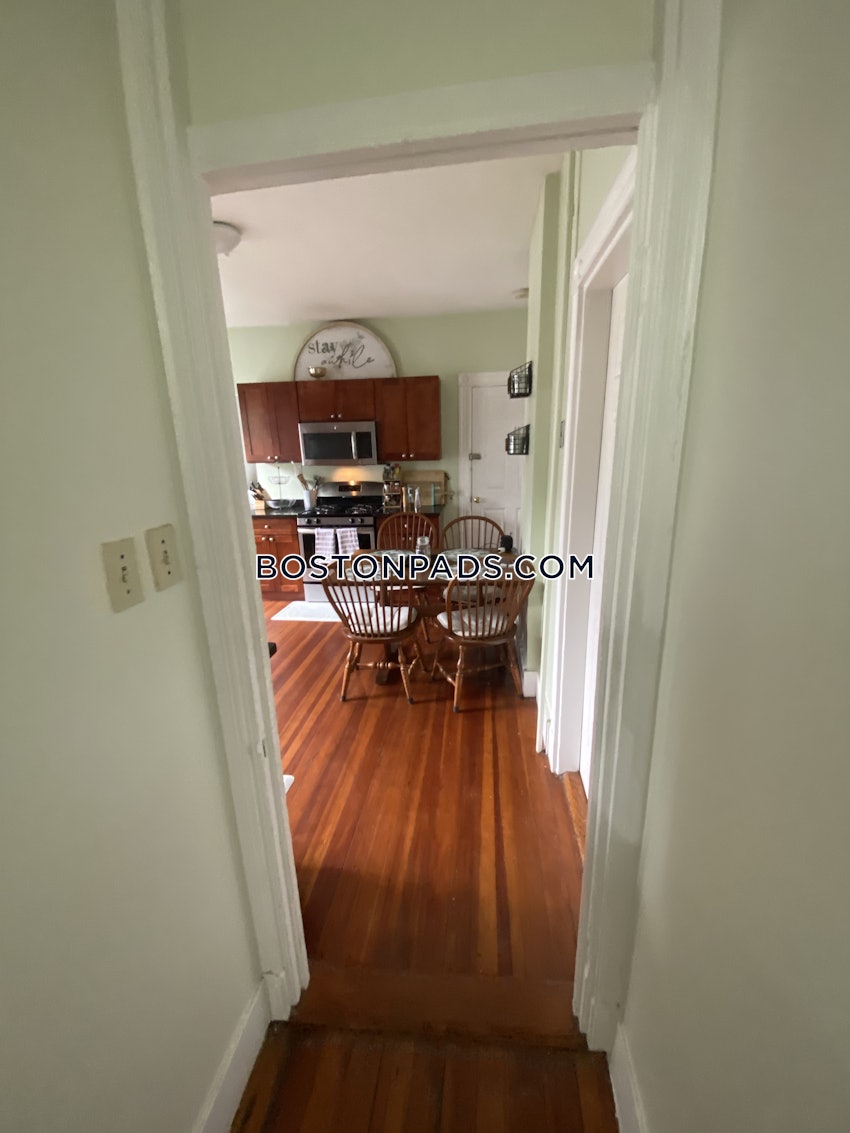 BROOKLINE - CHESTNUT HILL - 5 Beds, 1 Bath - Image 7