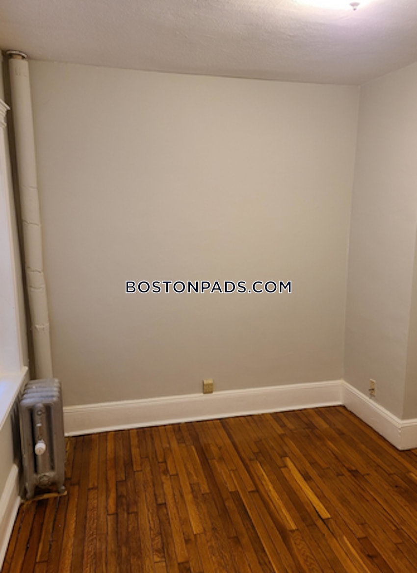 BOSTON - NORTHEASTERN/SYMPHONY - 1 Bed, 1 Bath - Image 5