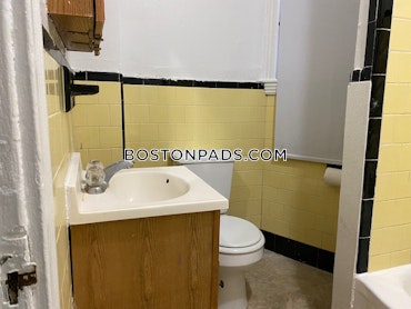 Boston - 2 Beds, 1 Baths