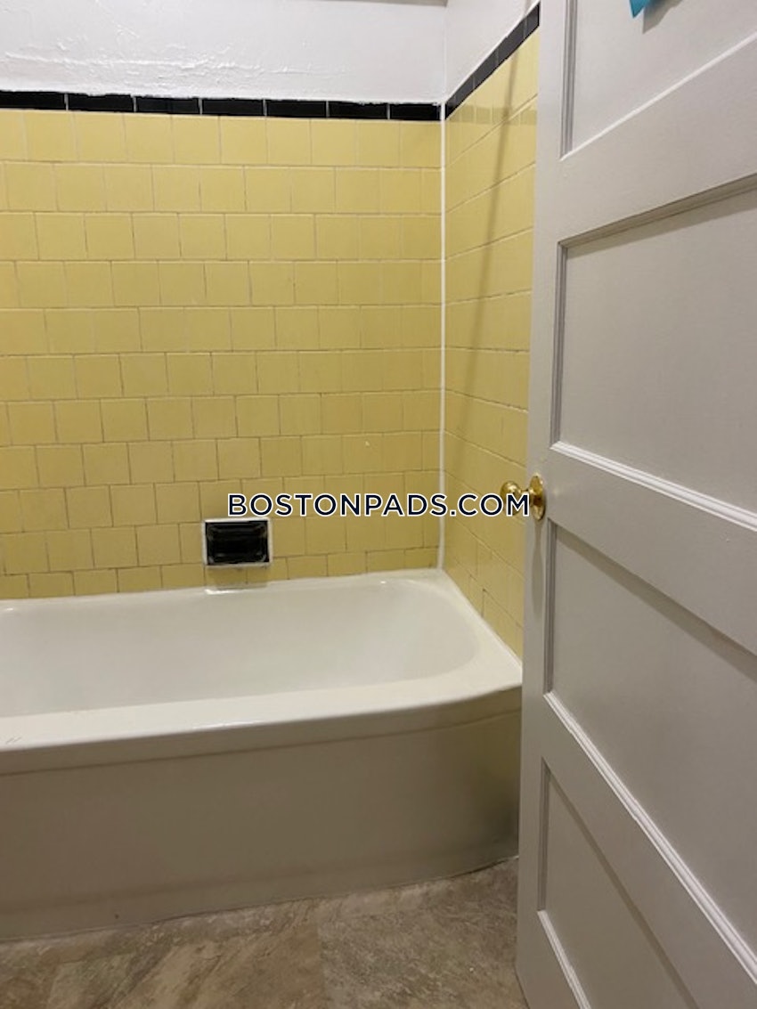 BOSTON - ALLSTON/BRIGHTON BORDER - 2 Beds, 1 Bath - Image 15