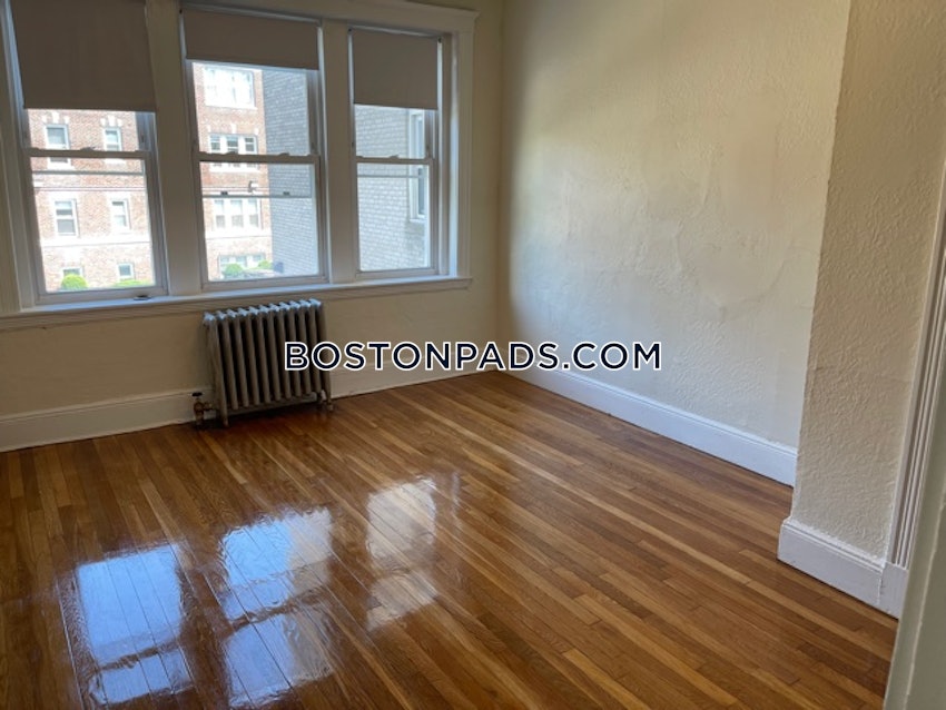 BOSTON - BRIGHTON - CLEVELAND CIRCLE - 2 Beds, 1 Bath - Image 8