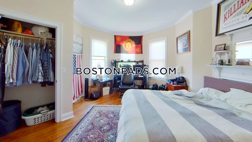 BOSTON - JAMAICA PLAIN - JACKSON SQUARE - 3 Beds, 2 Baths - Image 9