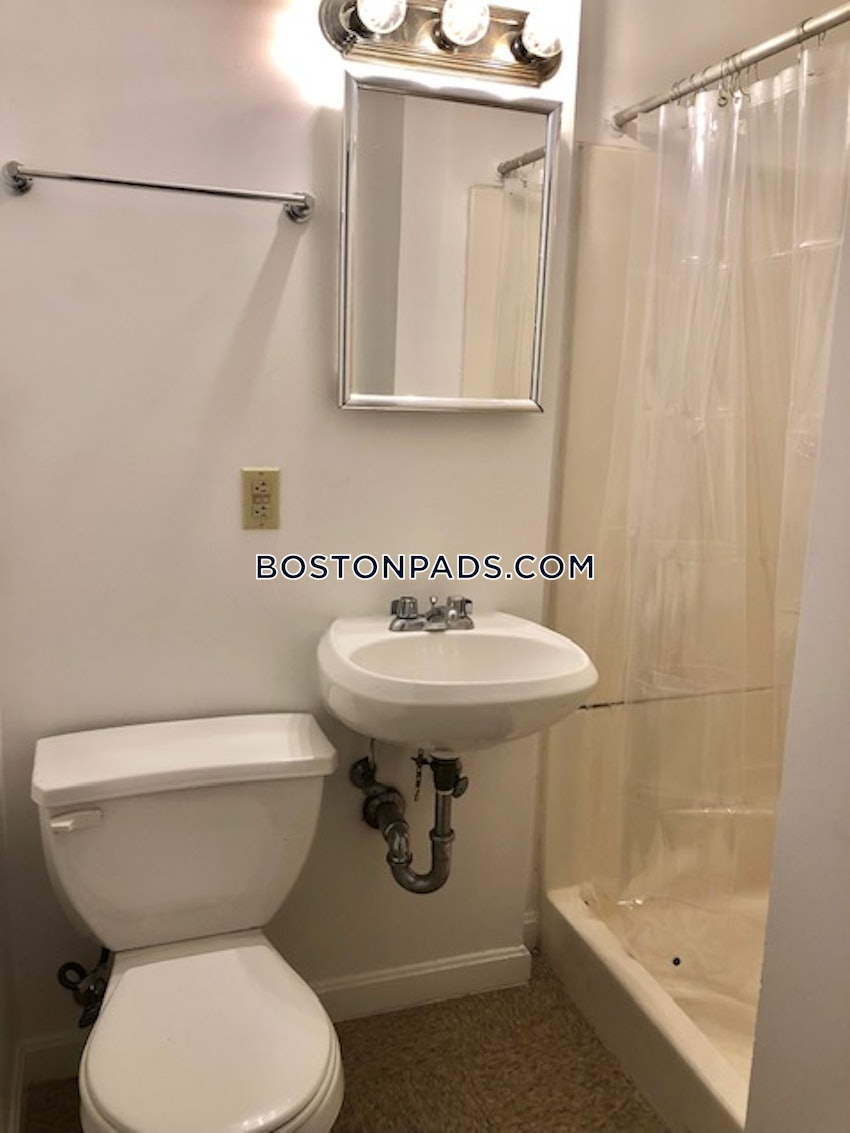 BROOKLINE- LONGWOOD AREA - Studio , 1 Bath - Image 8