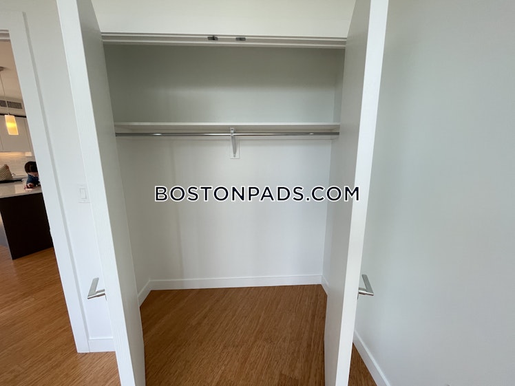 Kingston St., Boston