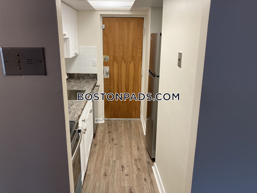 STOUGHTON - 1 Bed, 1 Bath - Image 14