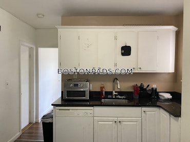 Boston - 2 Beds, 1 Baths