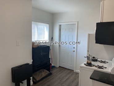 Boston - 2 Beds, 1 Baths