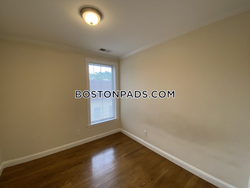 BOSTON - ROXBURY - 5 Beds, 1.5 Baths - Image 5