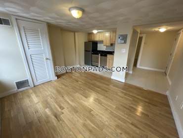 Boston - 2 Beds, 1 Baths