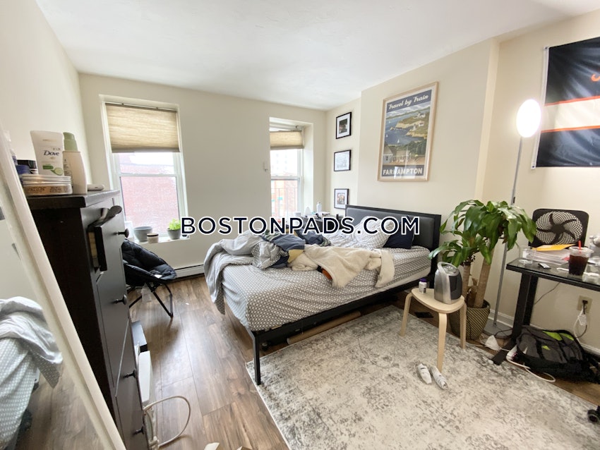 BOSTON - SOUTH END - 3 Beds, 1 Bath - Image 7