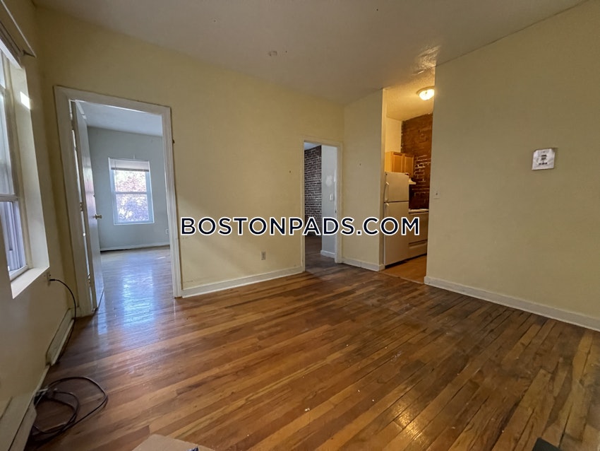 BOSTON - MISSION HILL - 2 Beds, 1 Bath - Image 17