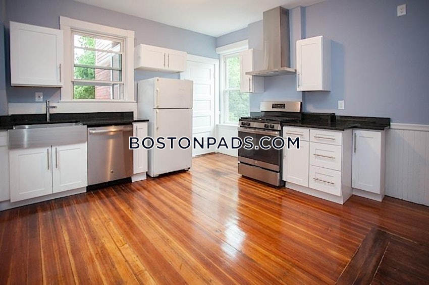 CAMBRIDGE - CENTRAL SQUARE/CAMBRIDGEPORT - 4 Beds, 1 Bath - Image 1