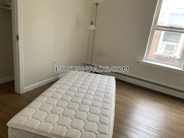 Boston - 4 Beds, 2 Baths