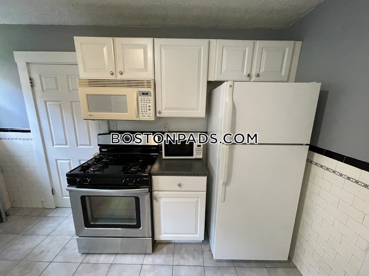 Colborne Rd., Boston