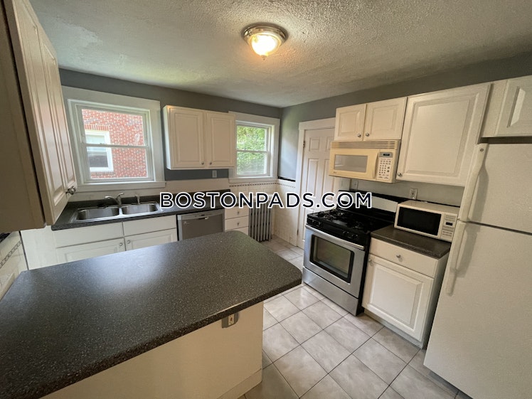 Colborne Rd., Boston