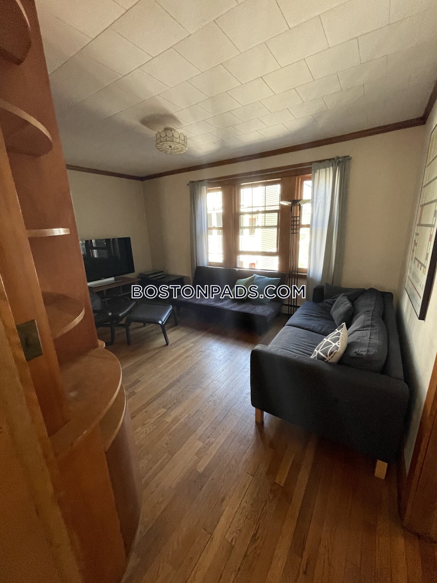 CAMBRIDGE - HARVARD SQUARE - 4 Beds, 1 Bath - Image 38