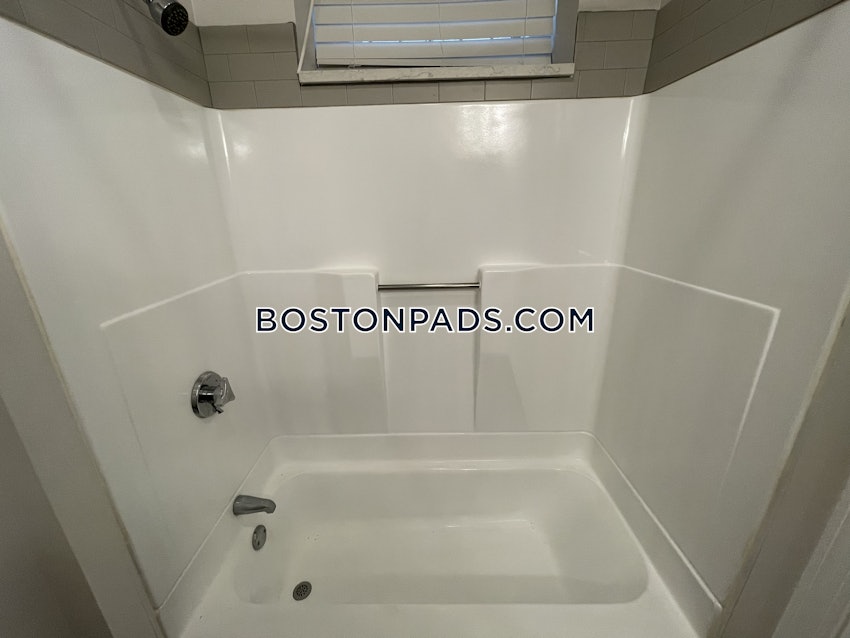 BOSTON - FENWAY/KENMORE - 2 Beds, 1 Bath - Image 9