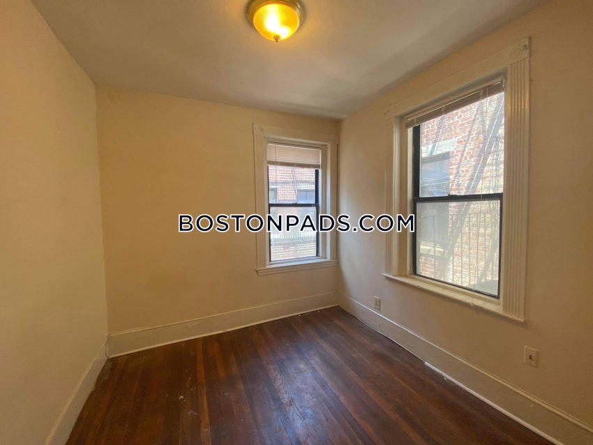 BOSTON - BEACON HILL - 1 Bed, 1 Bath - Image 2