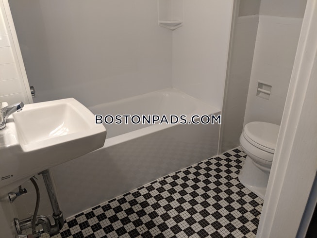 Quincy - $1,950+ /mo