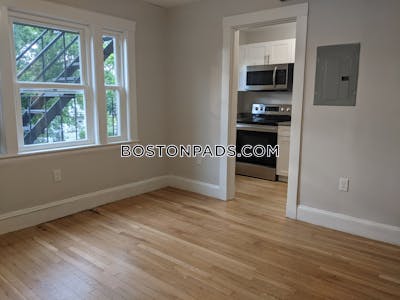 Quincy Apartment for rent 1 Bedroom 1 Bath  Quincy Center - $1,950 No Fee