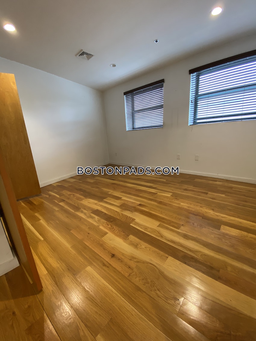 BOSTON - DORCHESTER - UPHAMS CORNER - 2 Beds, 1 Bath - Image 7