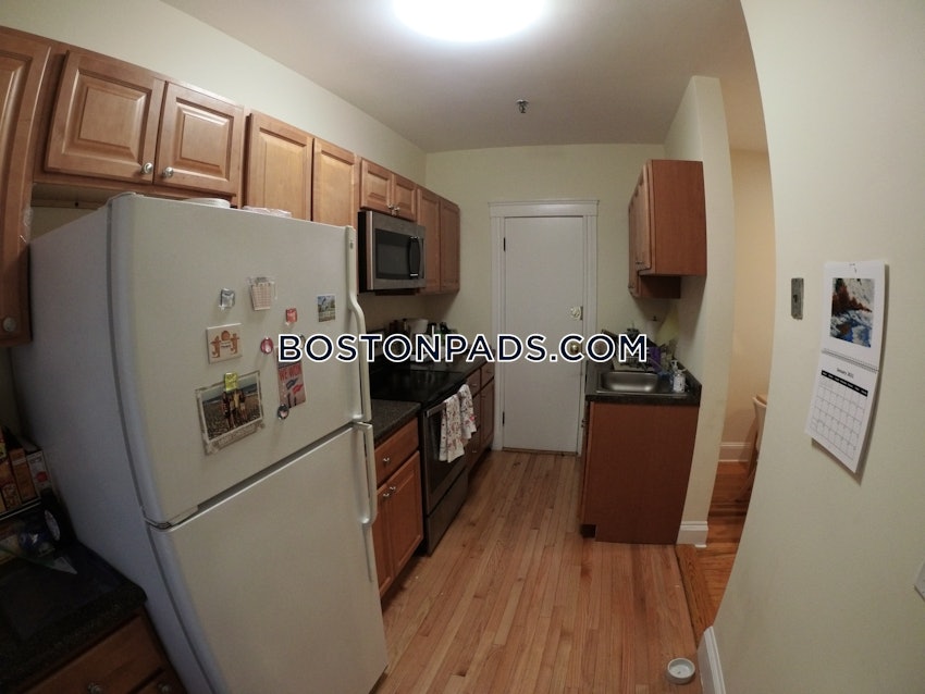 BOSTON - BRIGHTON - CLEVELAND CIRCLE - 3 Beds, 1 Bath - Image 1