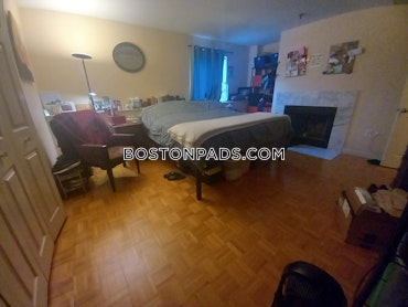 Boston - 2 Beds, 2.5 Baths