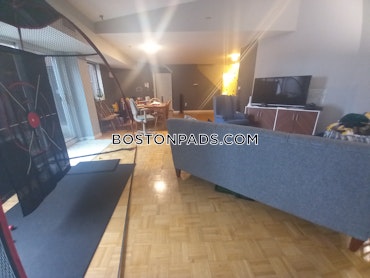 Boston - 2 Beds, 2.5 Baths