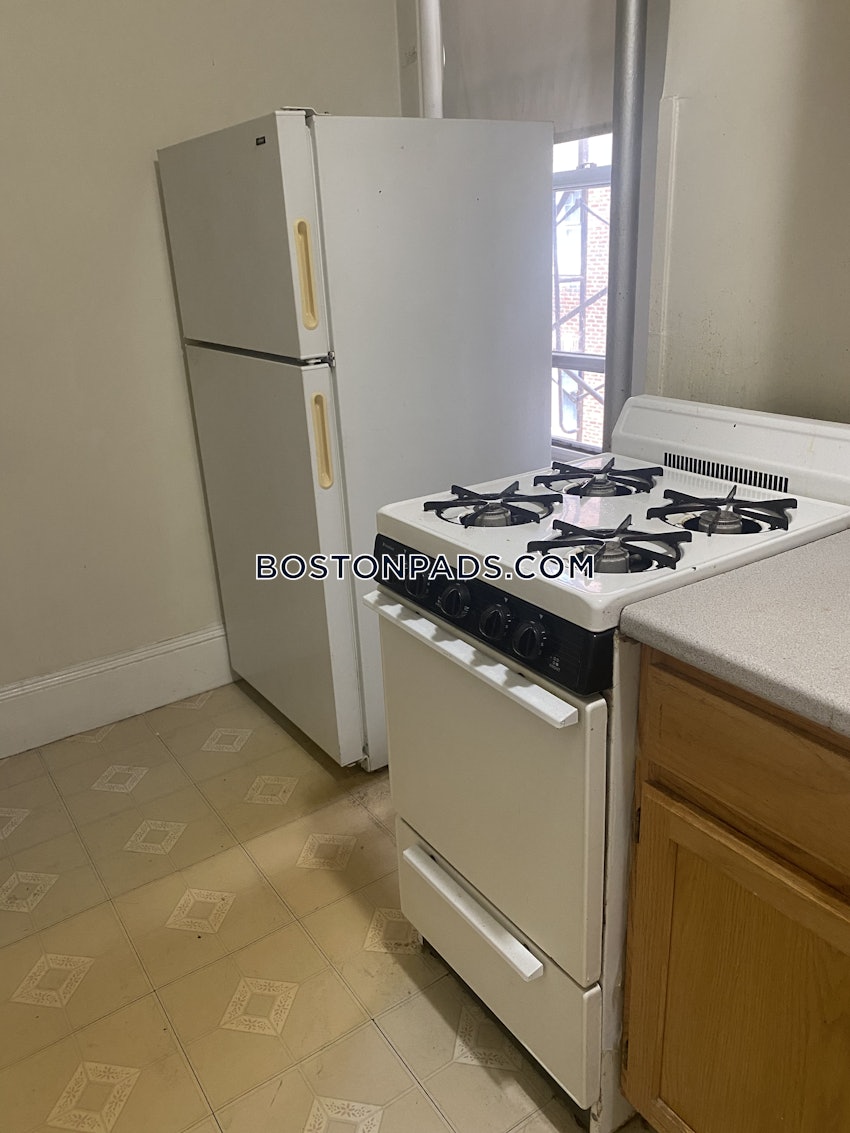 SOMERVILLE - SPRING HILL - 1 Bed, 1 Bath - Image 9