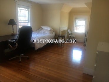 Boston - 3 Beds, 2 Baths